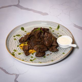 Ficatei la tigaie cu mamaliguta 