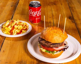 Clásica Burger Menú