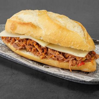 Bocadillo De Mechada