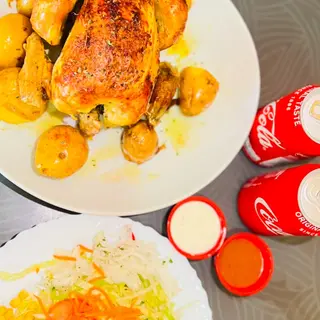 Pollo Entero A L'Ast,ensalada, patatas,2 helados,2latas