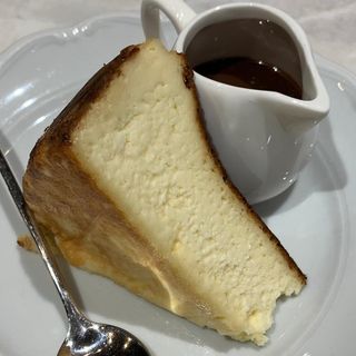 Чизкейк "Сан-себастьян"