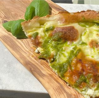 Focaccia con pesto