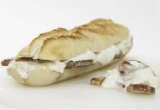 Bocadillo de solomillo con roquefort