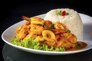 Riso con misto di mare