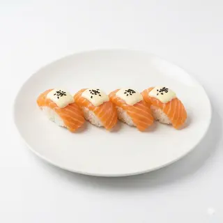 Nigiri De Salmón Con Queso (4 Pzs.)