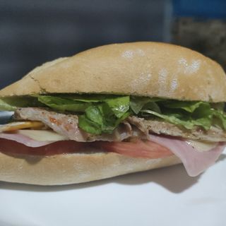 Bocadillo Azkena De Solomillo De Cerdo