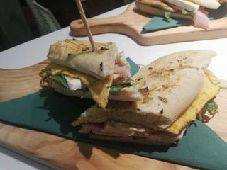 Prego em Pão de Vitela