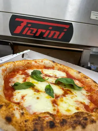 Pizza Margherita
