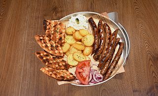 CARNATI TRADITIONALI GRECESTI