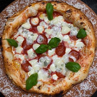 Salame piccante e gorgonzola