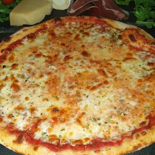 Pizza A Tu Gusto (Pequeña 26 cm)