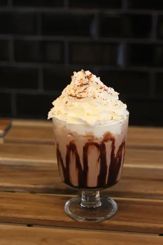 Milkshake Café