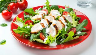 Sałatka z kurczakiem