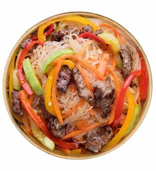 Локшина скляна з яловичиною (350г)