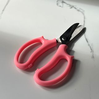 Секатор для квітів рожевий 