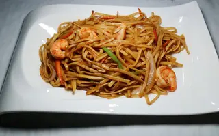 Tallarines Fritos Con Langostinos