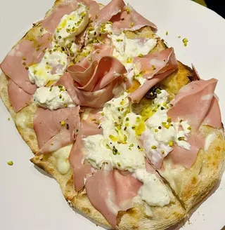 Pink Lady pinsa