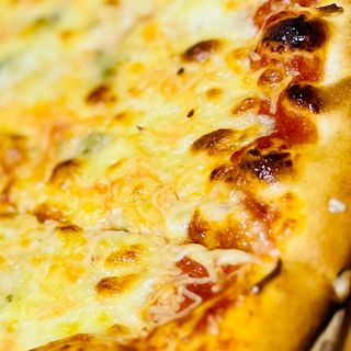 Maxi Pizza Astro