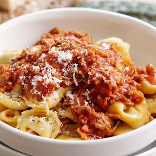 Tortellini boloseña
