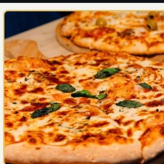 Pizzas Especial Pepperoni (Mediana)