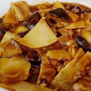 Bambú Y Setas En Salsa China