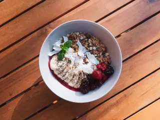 Granola bowl