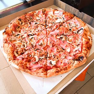 Пица Венеция (500г)