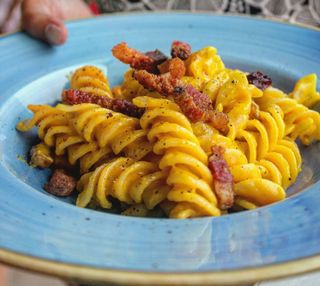 Fusilli alla carbonara
