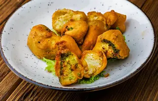 Брокколи с цветной капустой в кляре (150г)