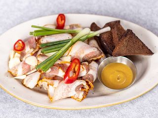 Сало з часником і грінками (100/50г)