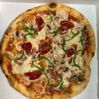 Pizza 4 Estaciones (33 Cm.)