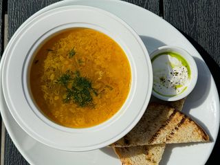 Суп домашній з куркою гриль, сердцями (500г)