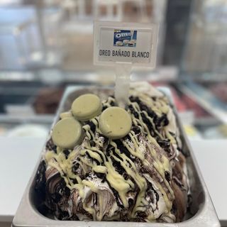 Helado De Oreo Bañado Chocolate Blanco (1 Lt.)