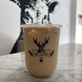 Caramel black milk tea