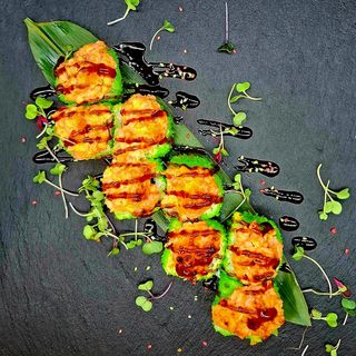 Rollo Horneado con Atun Picante 8pzs