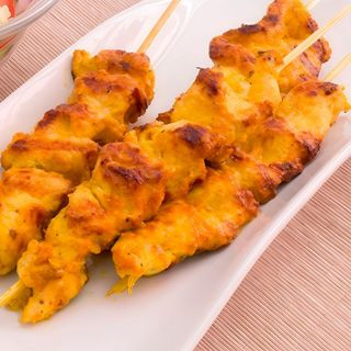 20鸡. Satay Pollo ( 3uds )