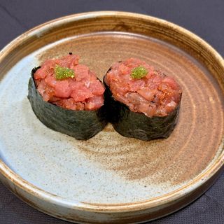 Maguro Gunkan (1p)