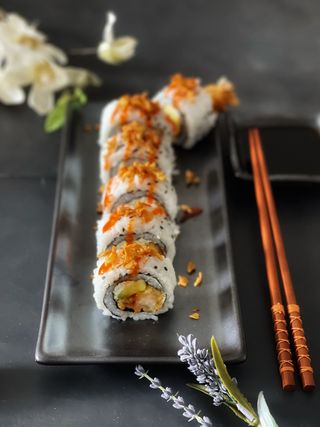 Uramaki Langostino Rebozado (8 uds.)