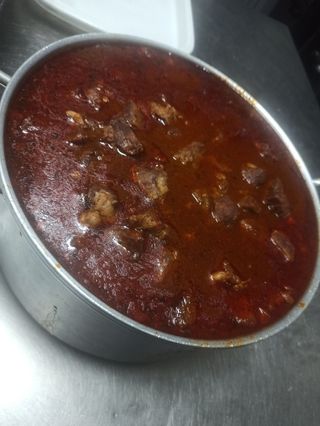 Tapa De Carrillada Con Patatas