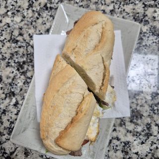 Bocadillo De Pollo