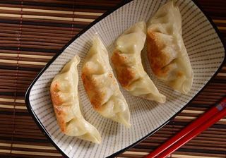 A12. Gyozas (4 Uds.)