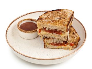 Мельт з курчам, томатами, та сиром (340g)