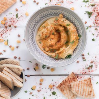 Hummus con pan de pita