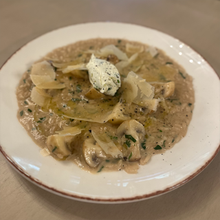 რიზოტო პორჩინის კრემით