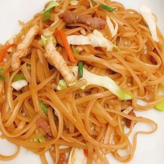 Tallarines Con Tres Delicias