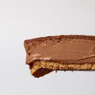 Tarta de queso y chocolate para chupar el plato