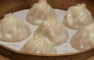 E12. Xiaolongbao