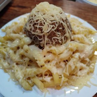 Patatas Con Extra De Queso Y Carne (1 Ración)