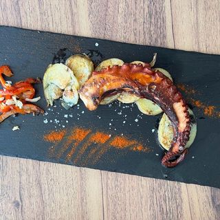 Pata de Pulpo a la Brasa 