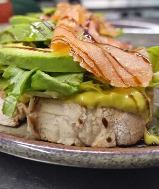 Tosta de Salmão Fumado